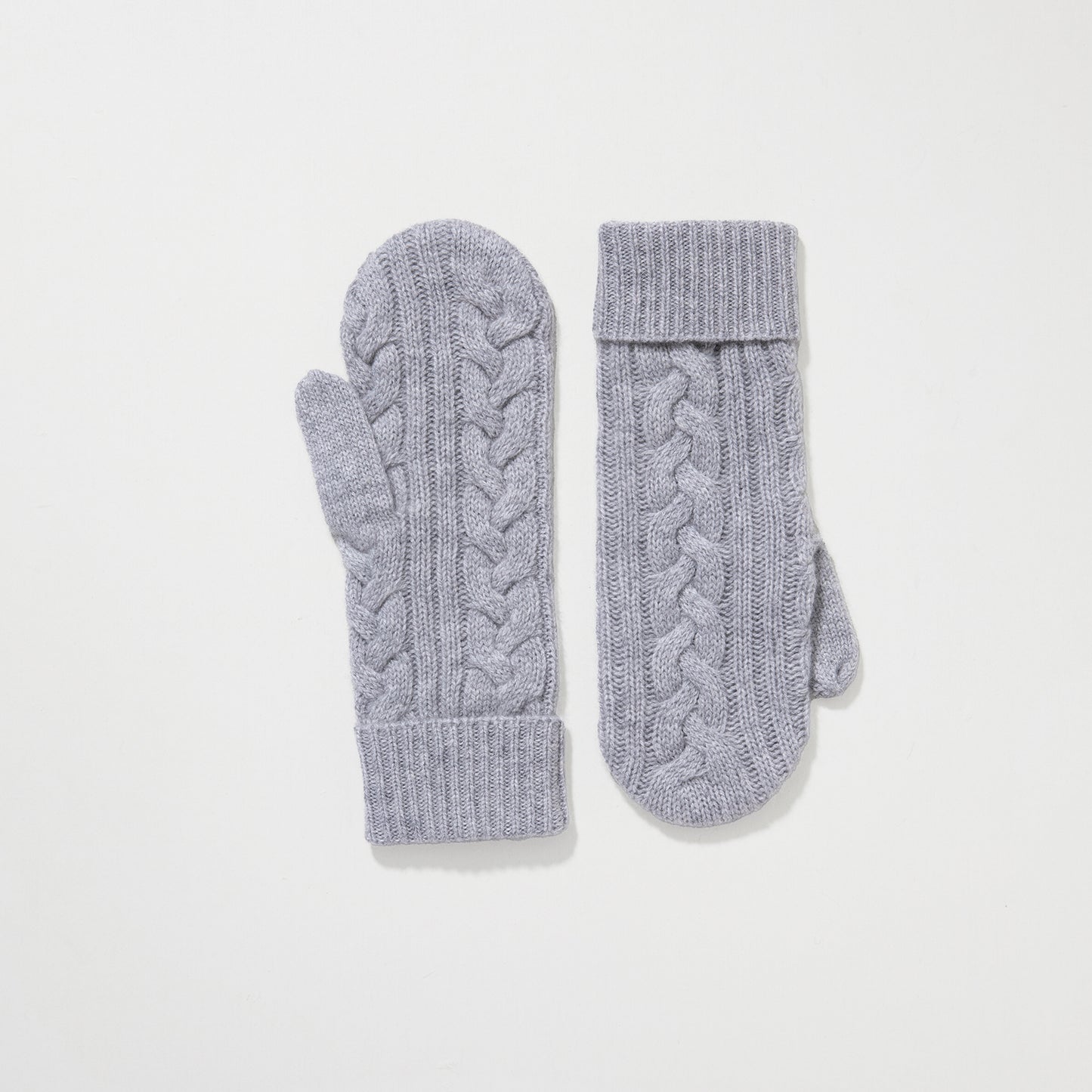 Cable Knit Mittens - Oyster Grey