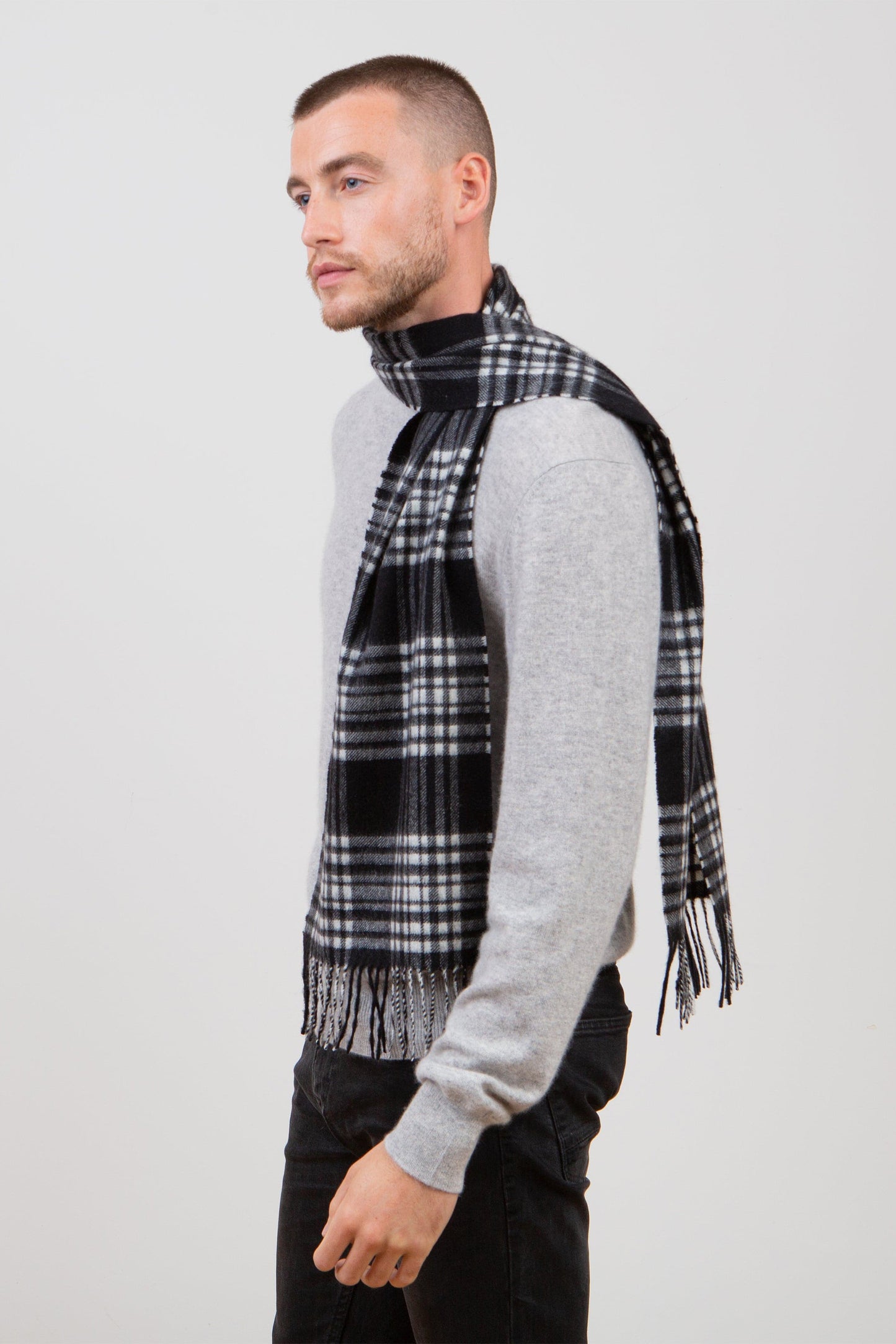 Heritage Tartan Cashmere Scarf - Black & White Menzies