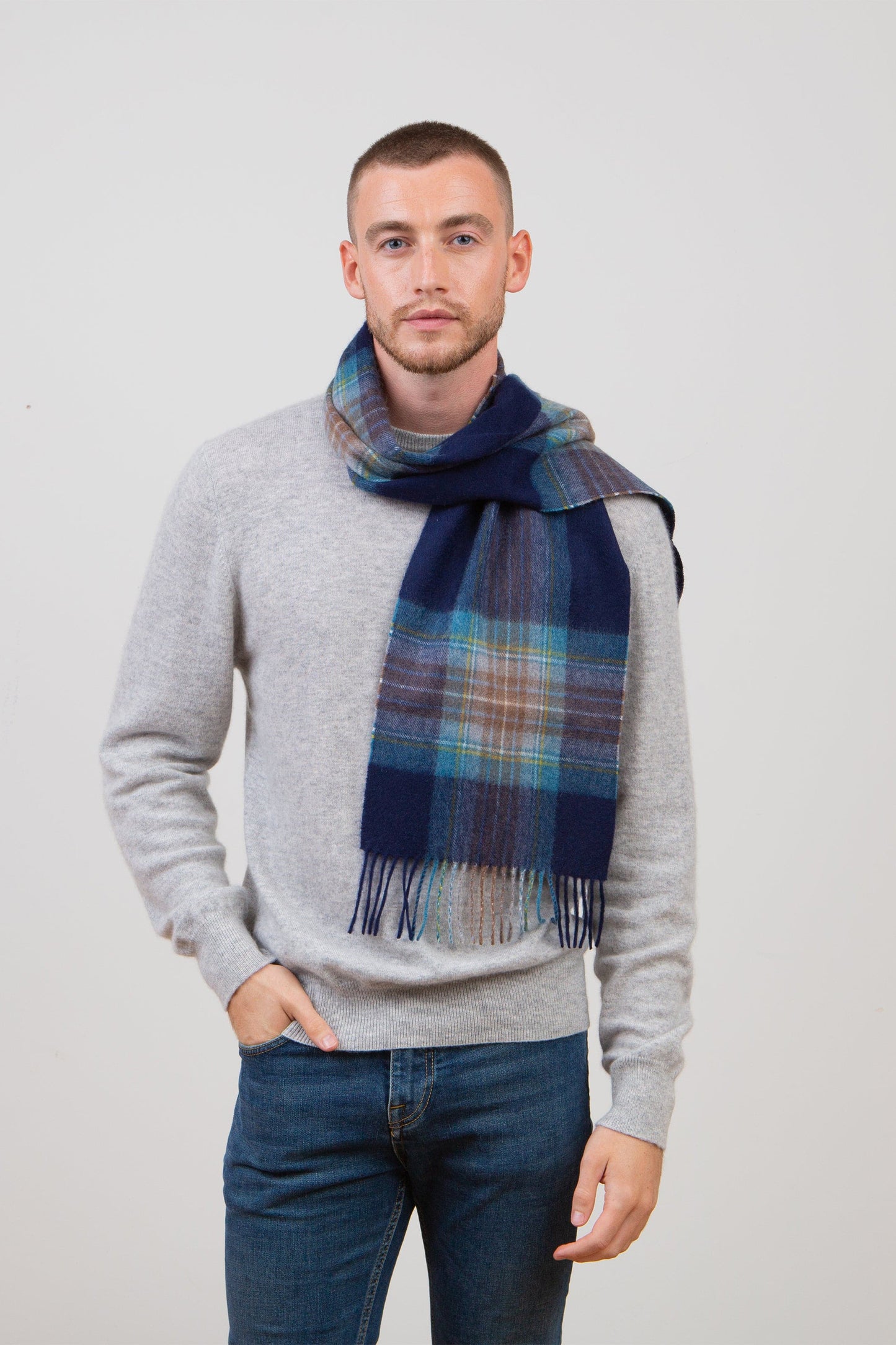 Heritage Tartan Cashmere Scarf - Holyrood