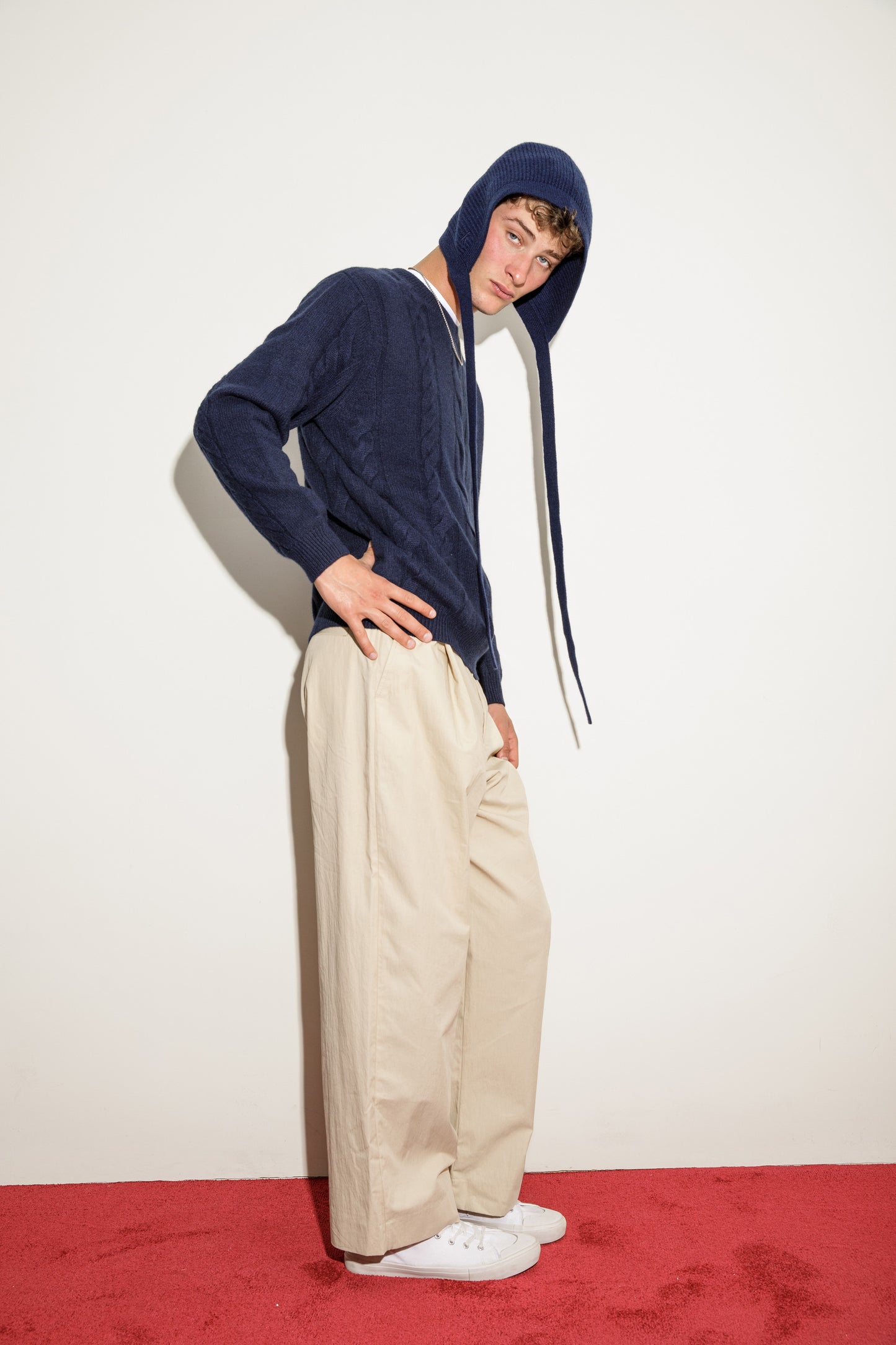 Knitted Cashmere Bonnet - Navy