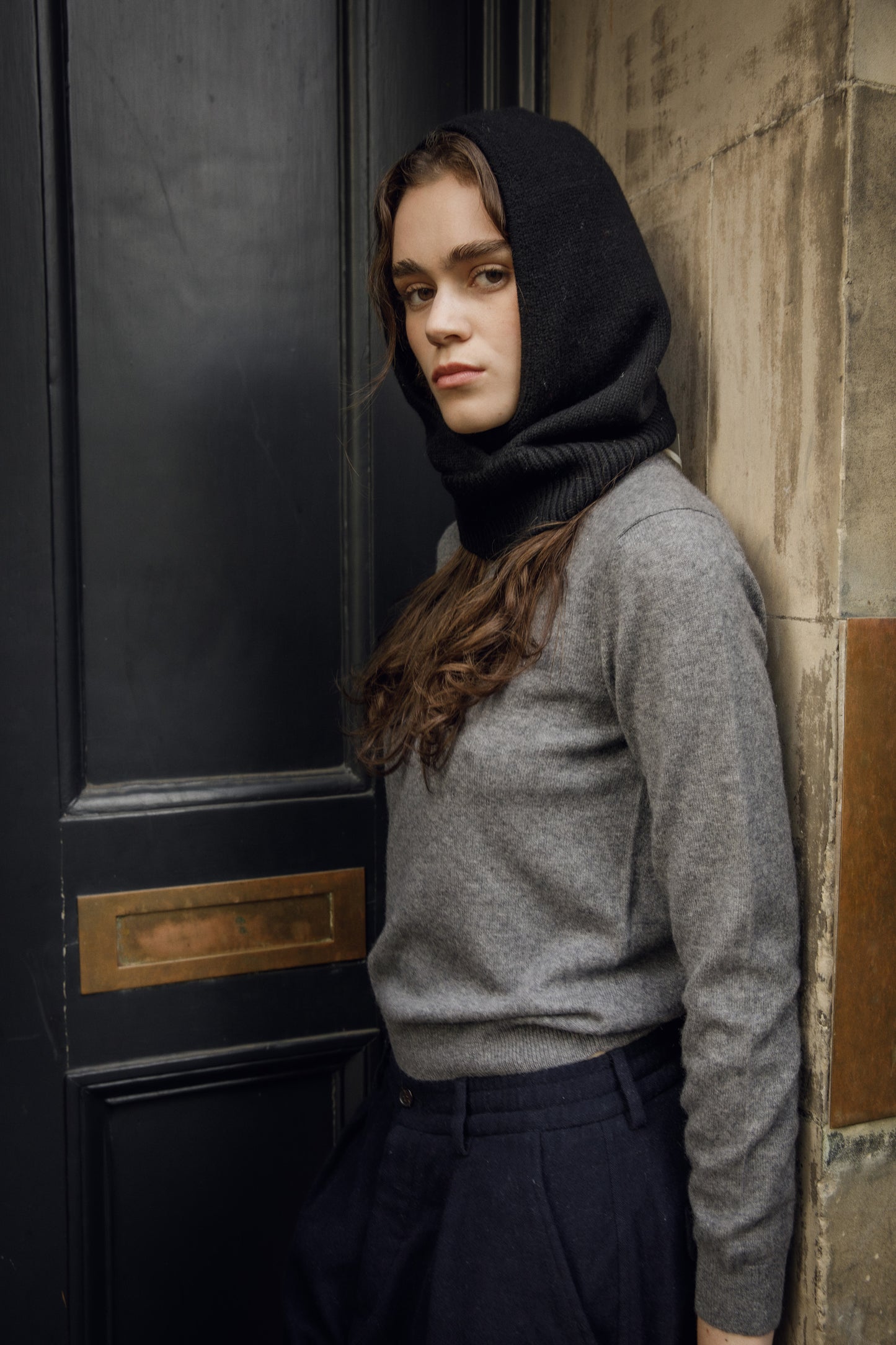 Cashmere Cross Front Hood - Black