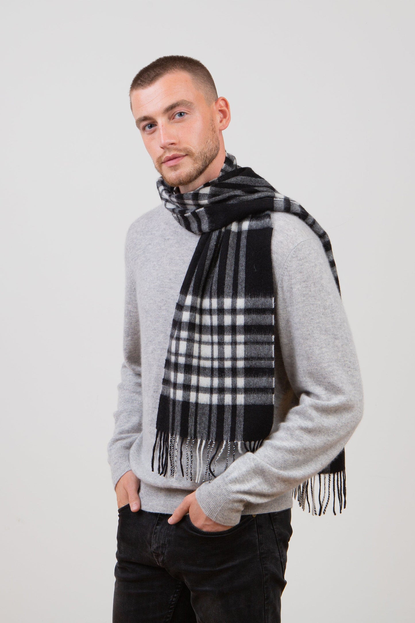 Heritage Tartan Lambswool Scarf - Exploded Black & White Menzies