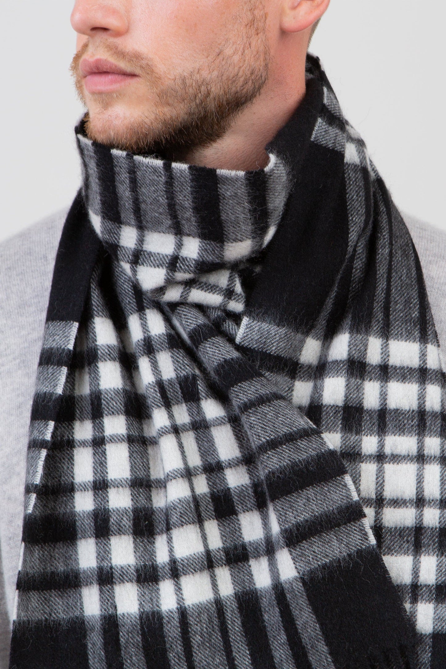 Heritage Tartan Lambswool Scarf - Exploded Black & White Menzies