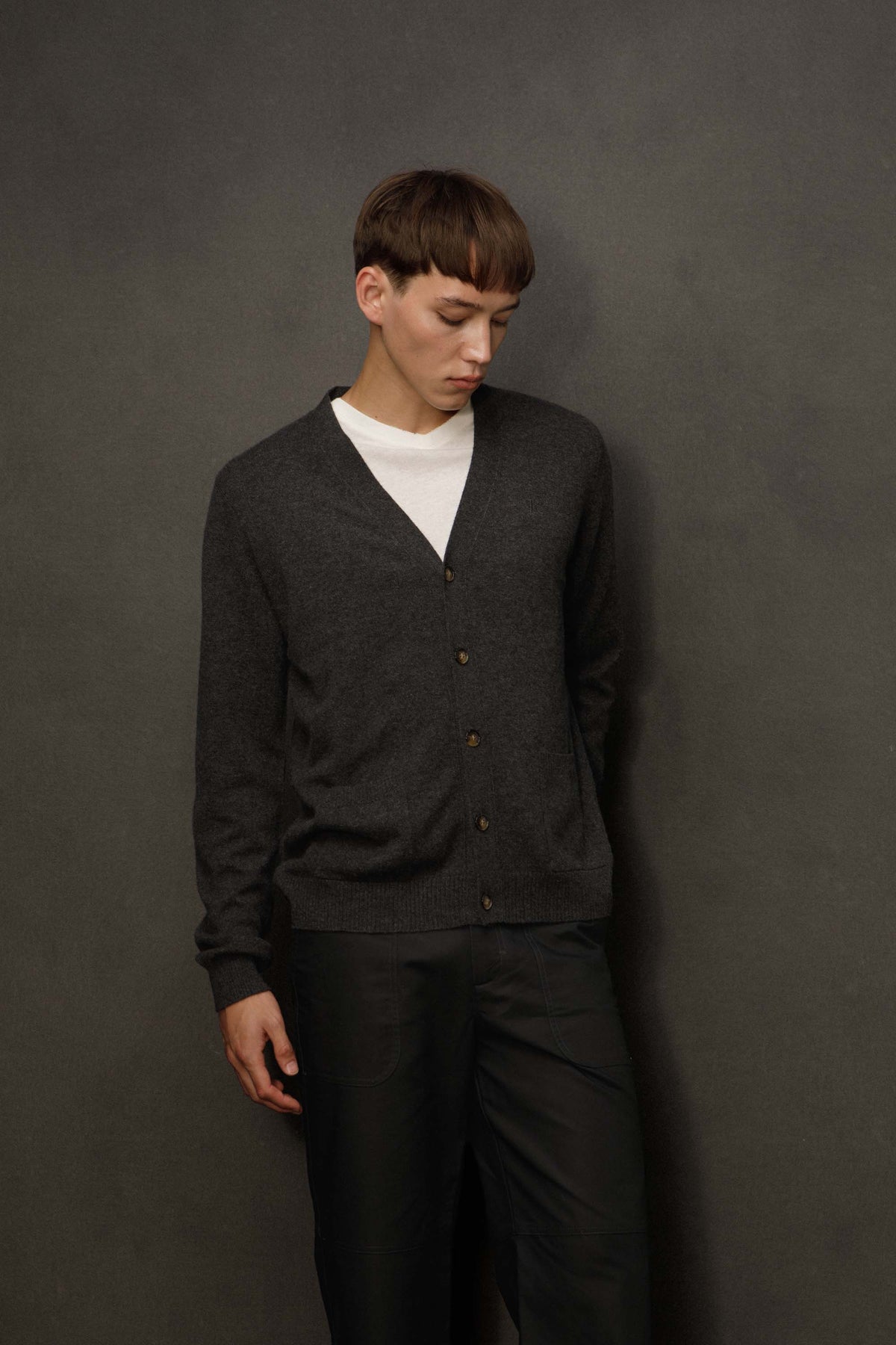 Men’s Cashmere V Neck Cardigan - Charcoal Grey
