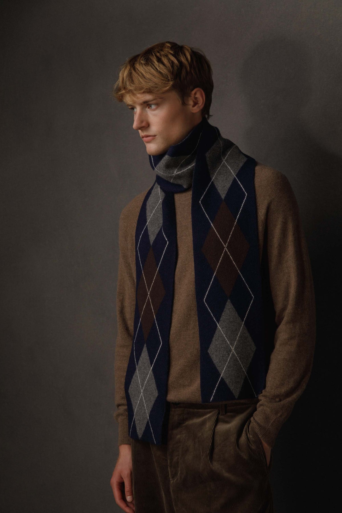 Argyle Skinny Cashmere Scarf- Navy