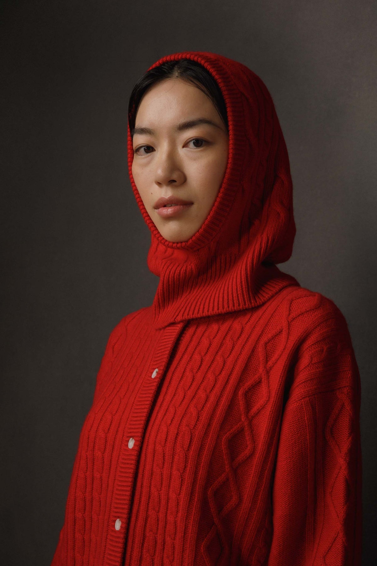 Cable Cashmere Hood - Red