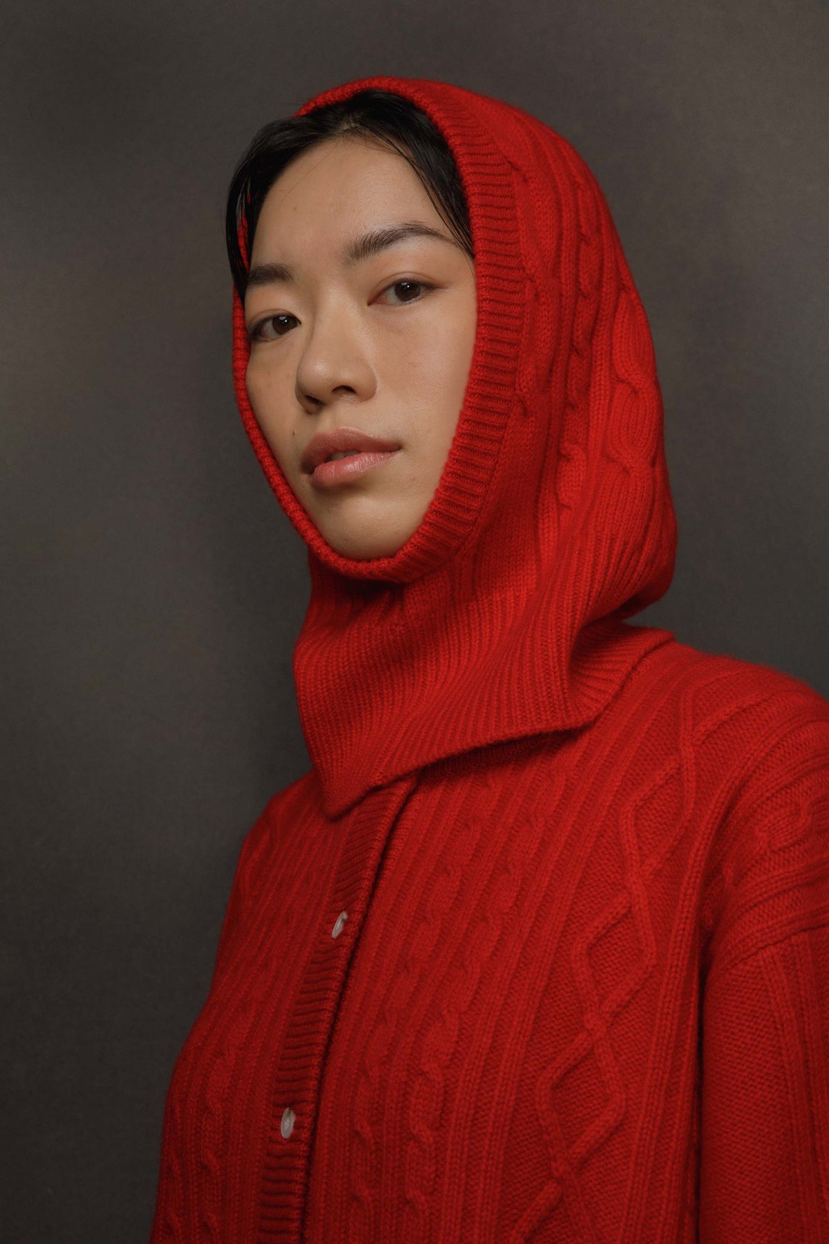 Cable Cashmere Hood - Red