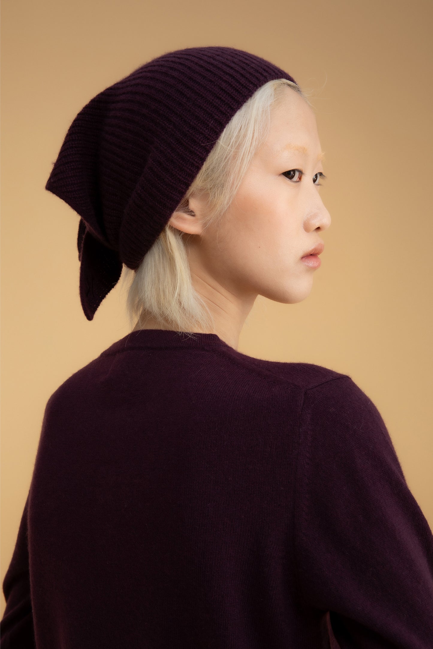 Knitted Cashmere Neck Tie - Maroon