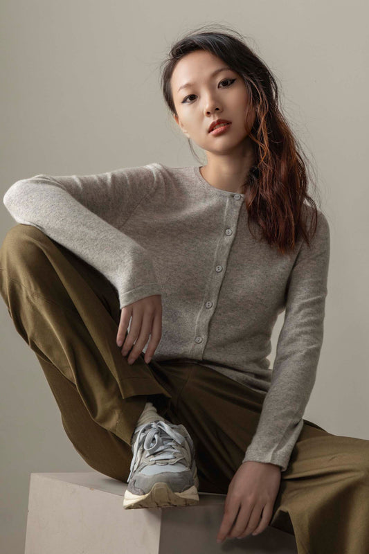 Women's Cashmere High Button Cardigan - Light Grey