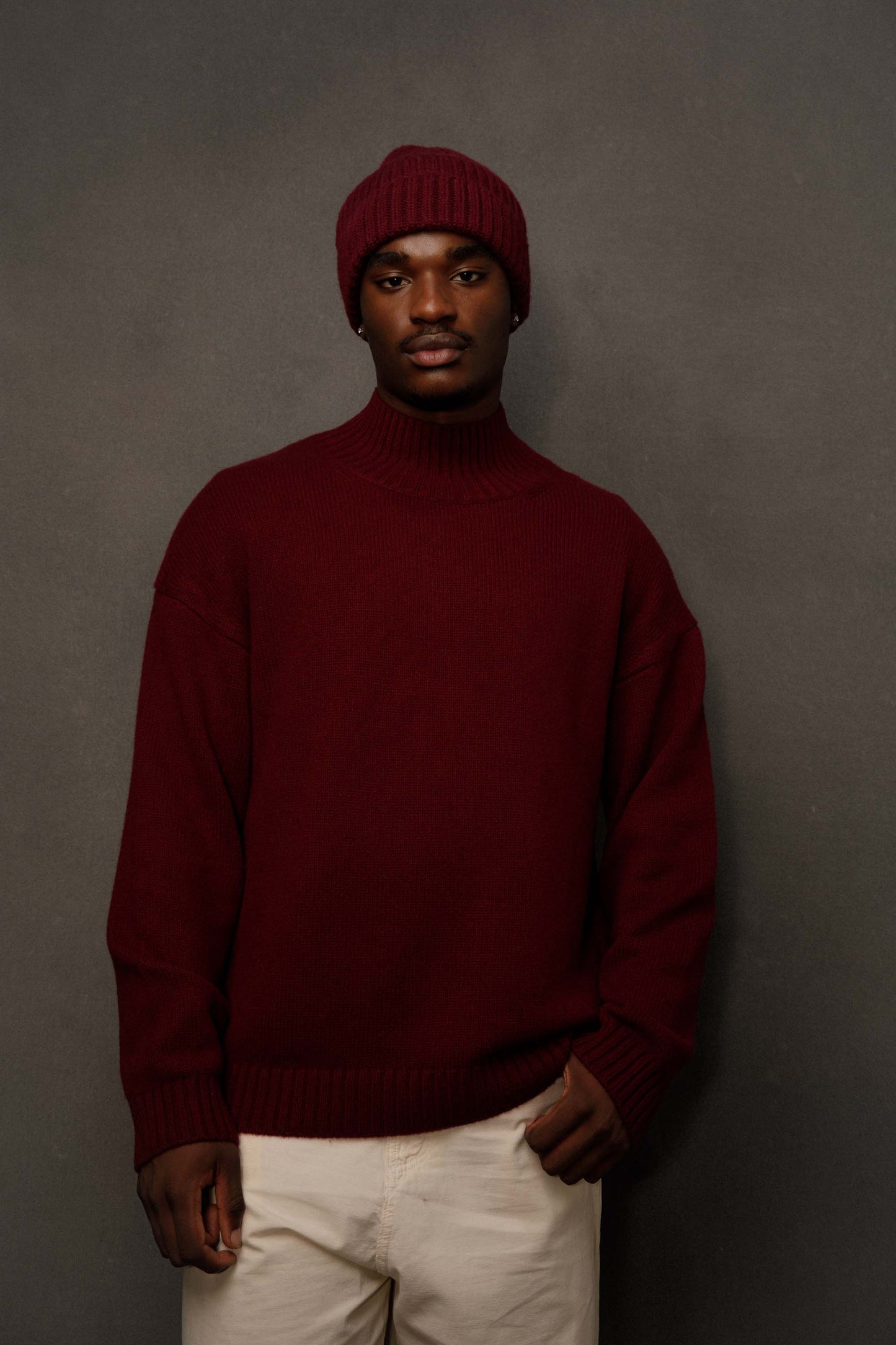 Ribbed Cashmere Beanie - Burgundy