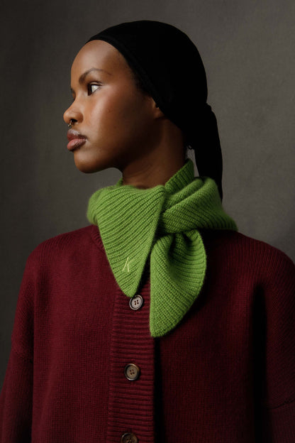 Knitted Cashmere Neck Tie - Nettle Green