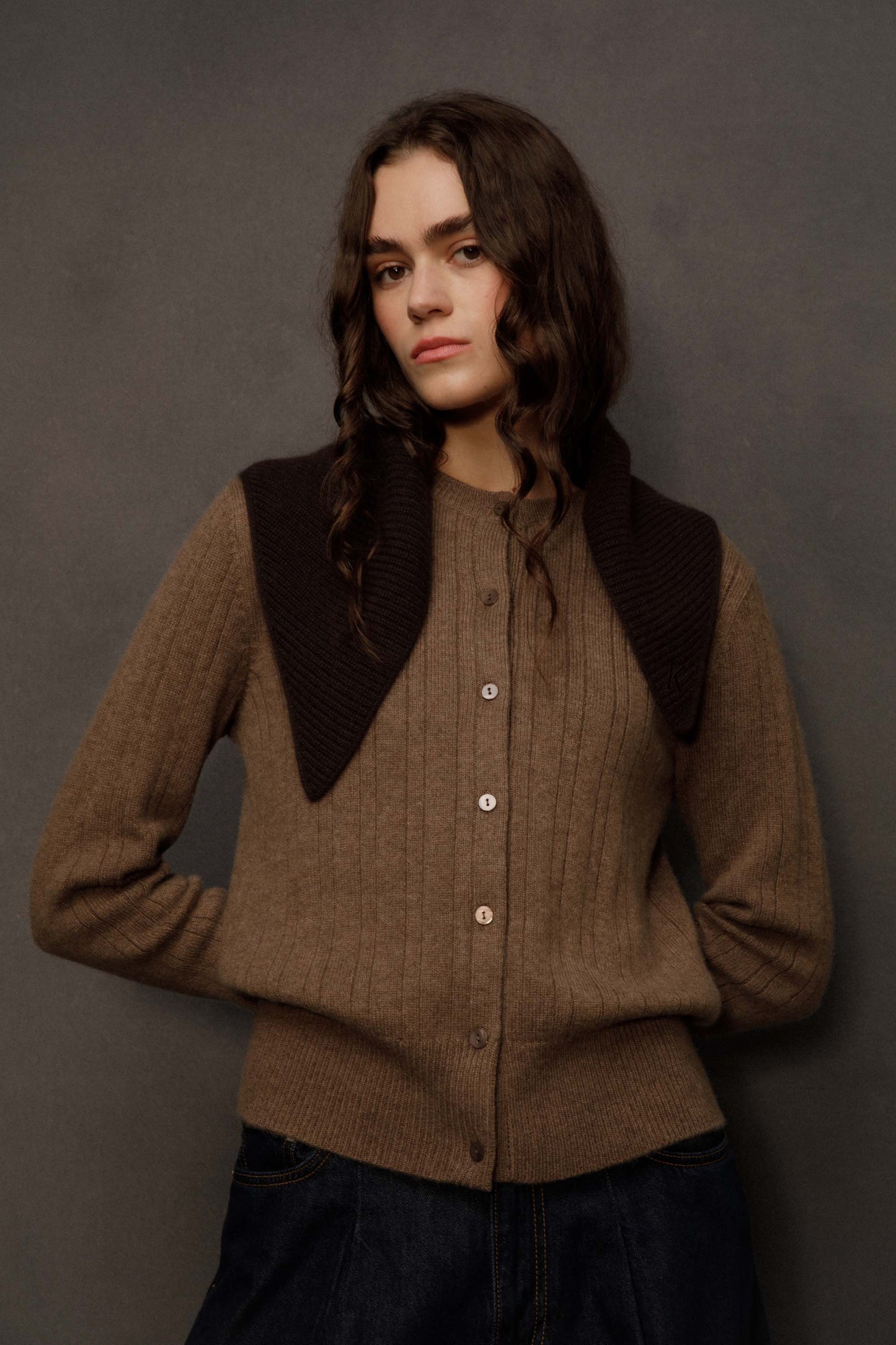 Knitted Cashmere Neck Tie - Peat Brown