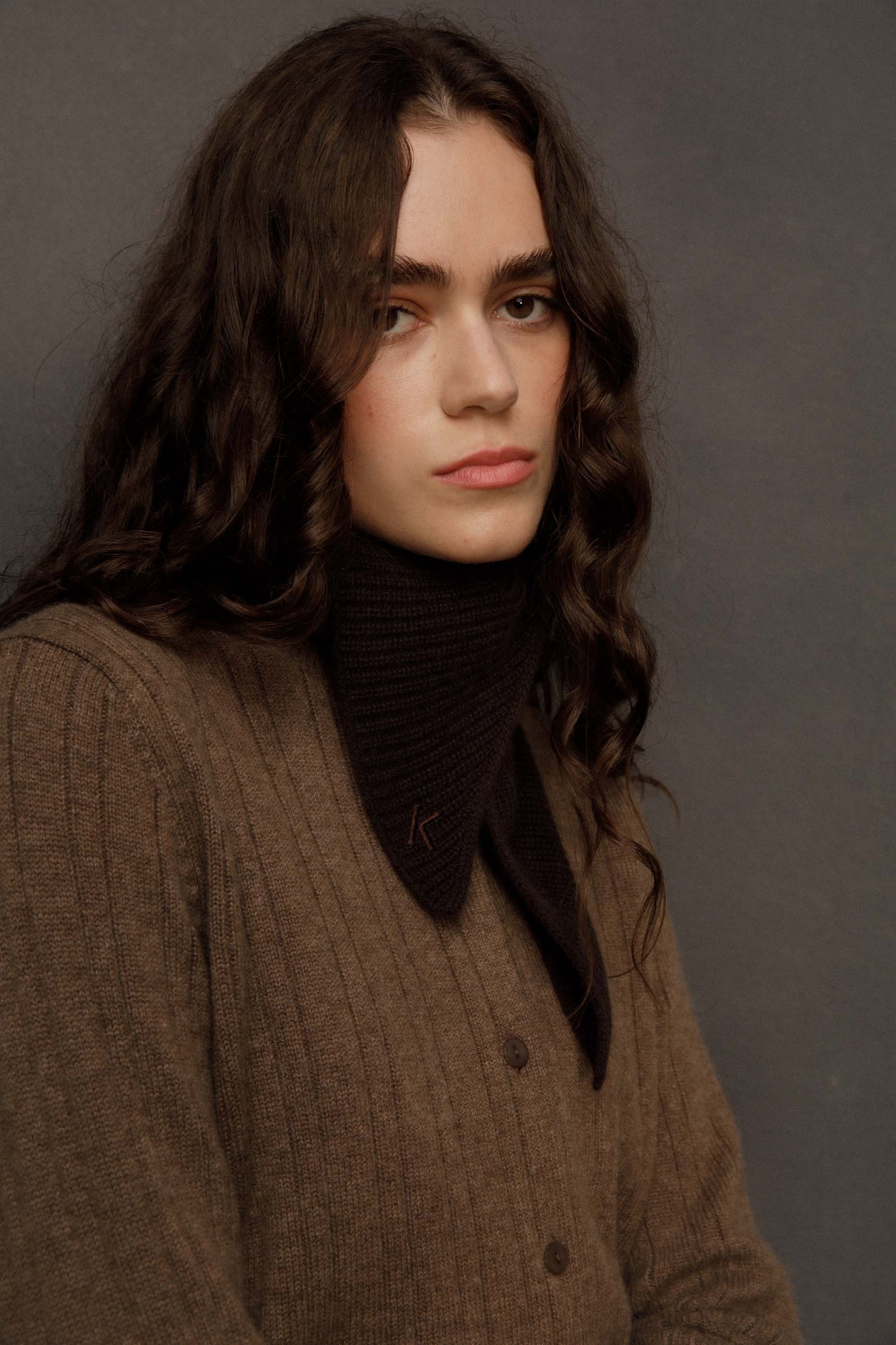 Knitted Cashmere Neck Tie - Peat Brown