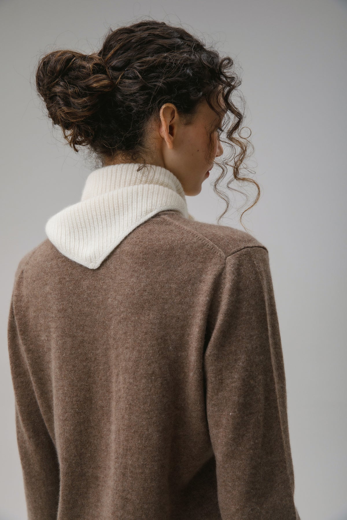 Knitted Cashmere Neck Tie - Cream