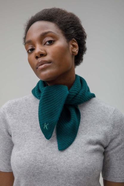 Knitted Cashmere Neck Tie - Forest Green