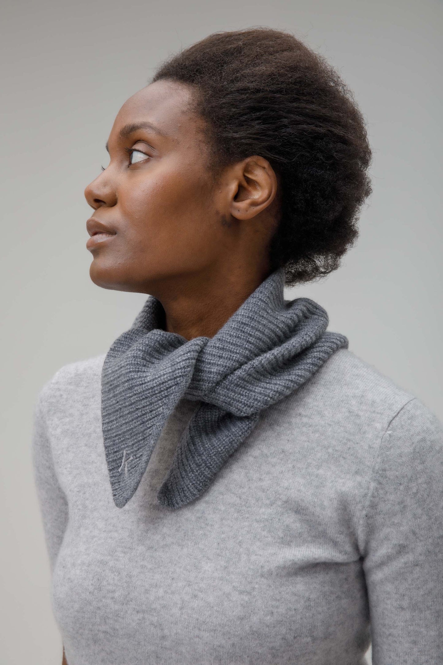 Knitted Cashmere Neck Tie - Grey