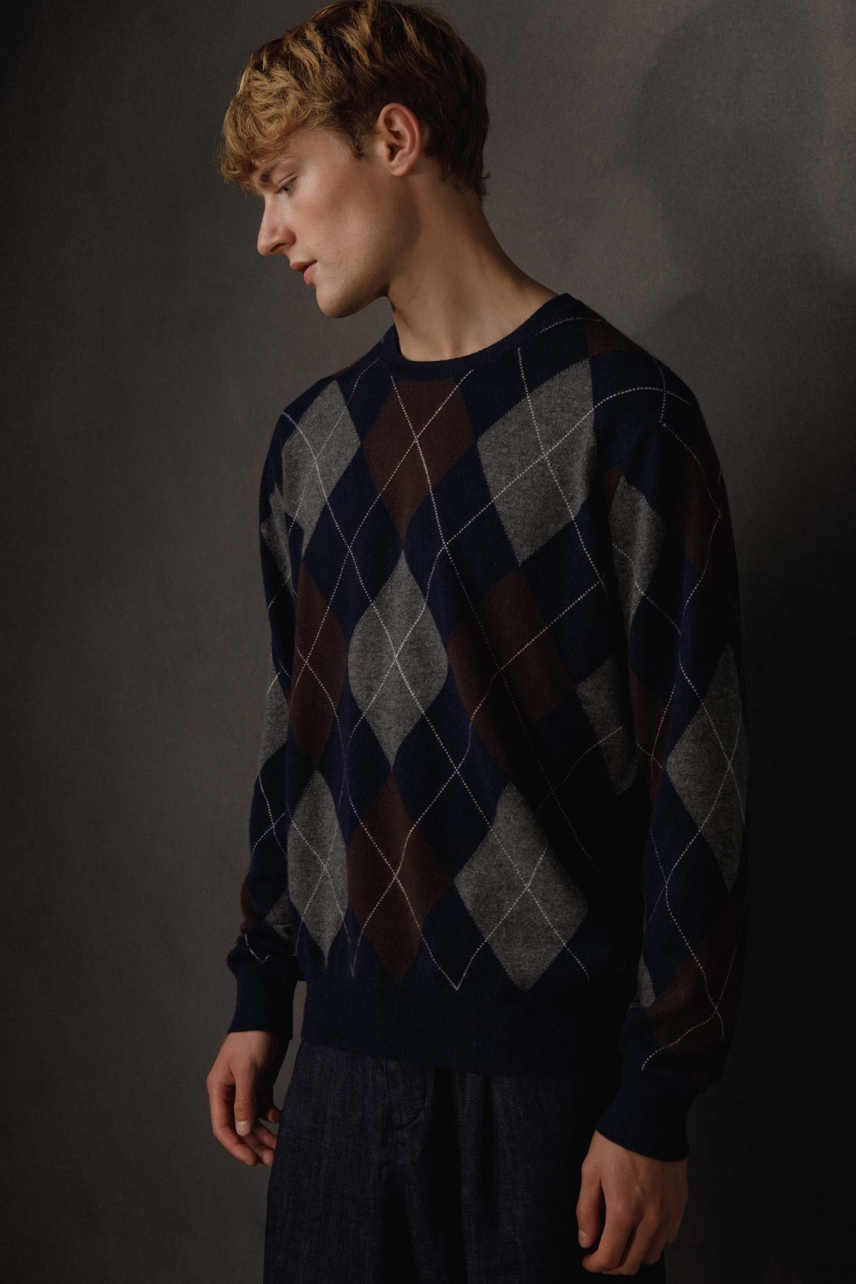 Men's Argyle Crew Neck Cashmere Jumper - Navy