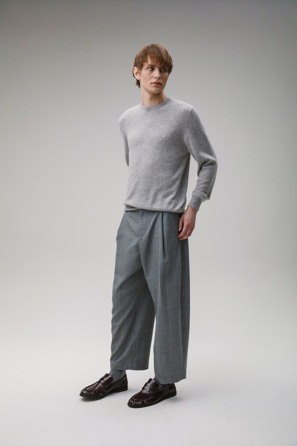 Men's Cashmere Crew Neck Jumper - Light Grey