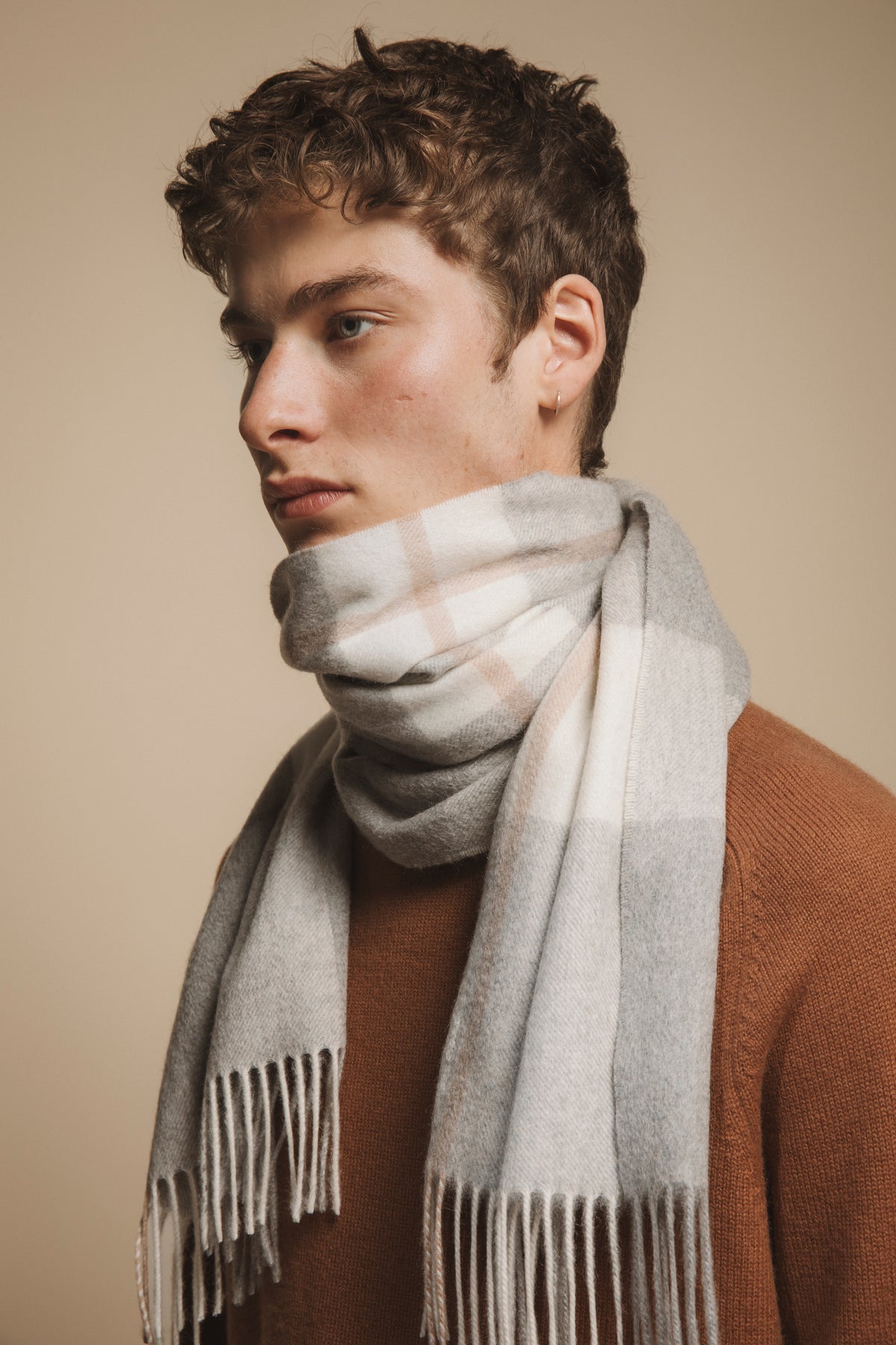 Men's 100% Cashmere Scarf In Beige Check Plaid – Soft, Warm & Made In Scotland