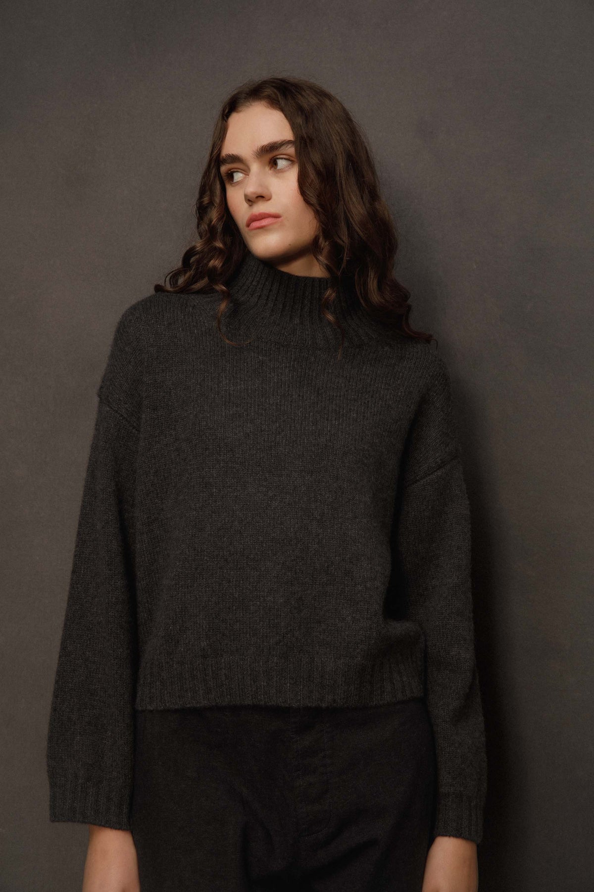 Women’s Raeburn Cashmere Funnel Neck Jumper - Charcoal Grey