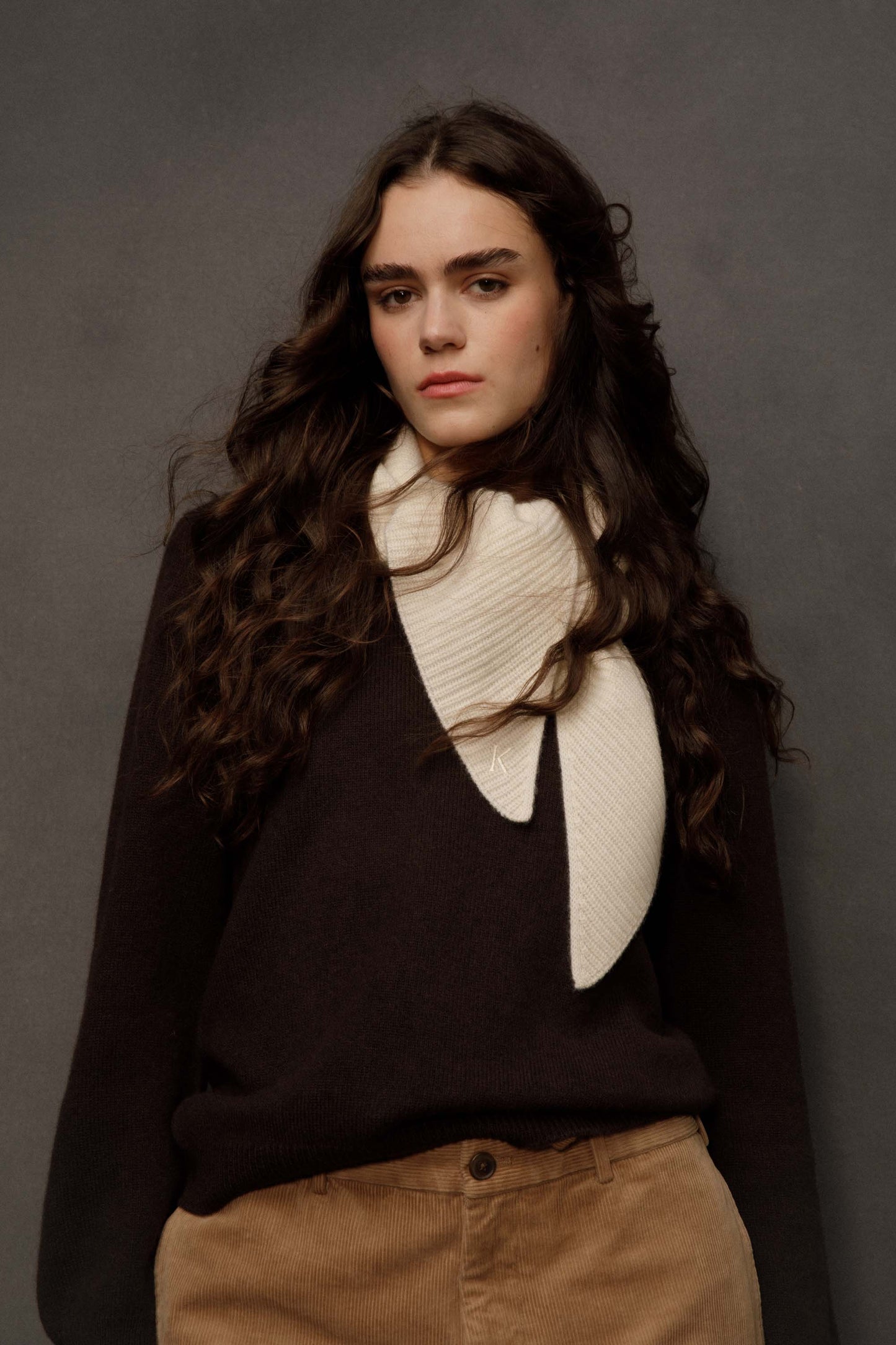 Triangle Knitted Cashmere Scarf - Cream