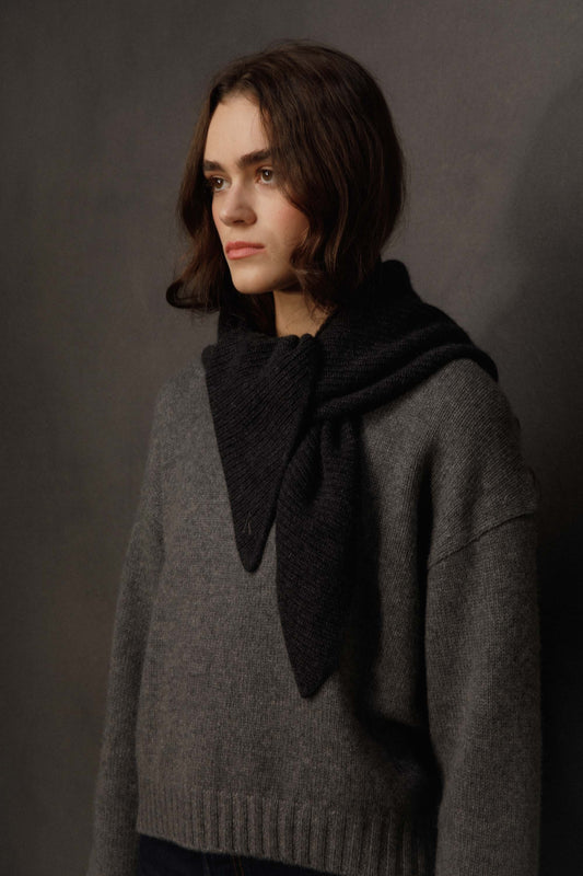 Triangle Knitted Cashmere Scarf - Charcoal