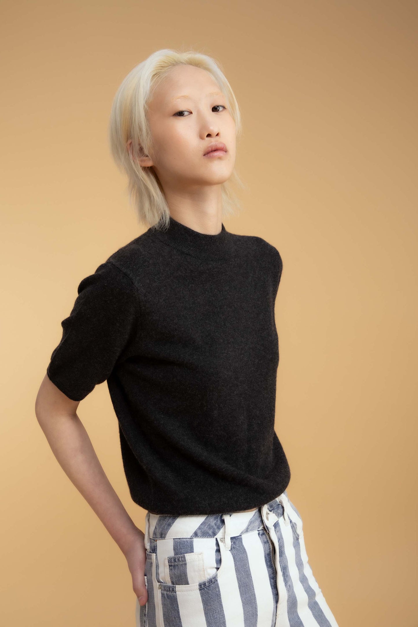 Trinity Cashmere T shirt - Charcoal