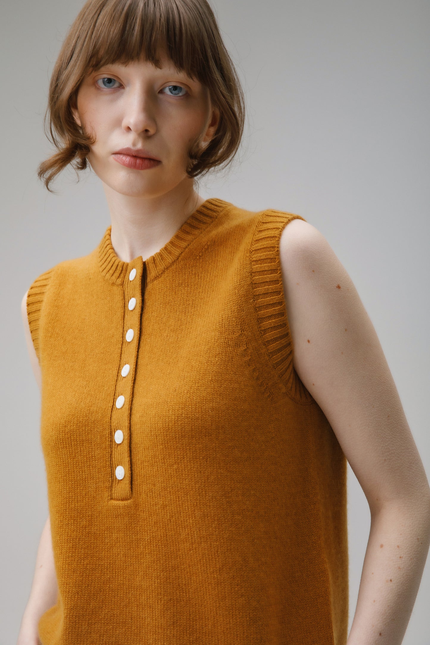 Crew Neck Cashmere Button Vest - Amber Haze