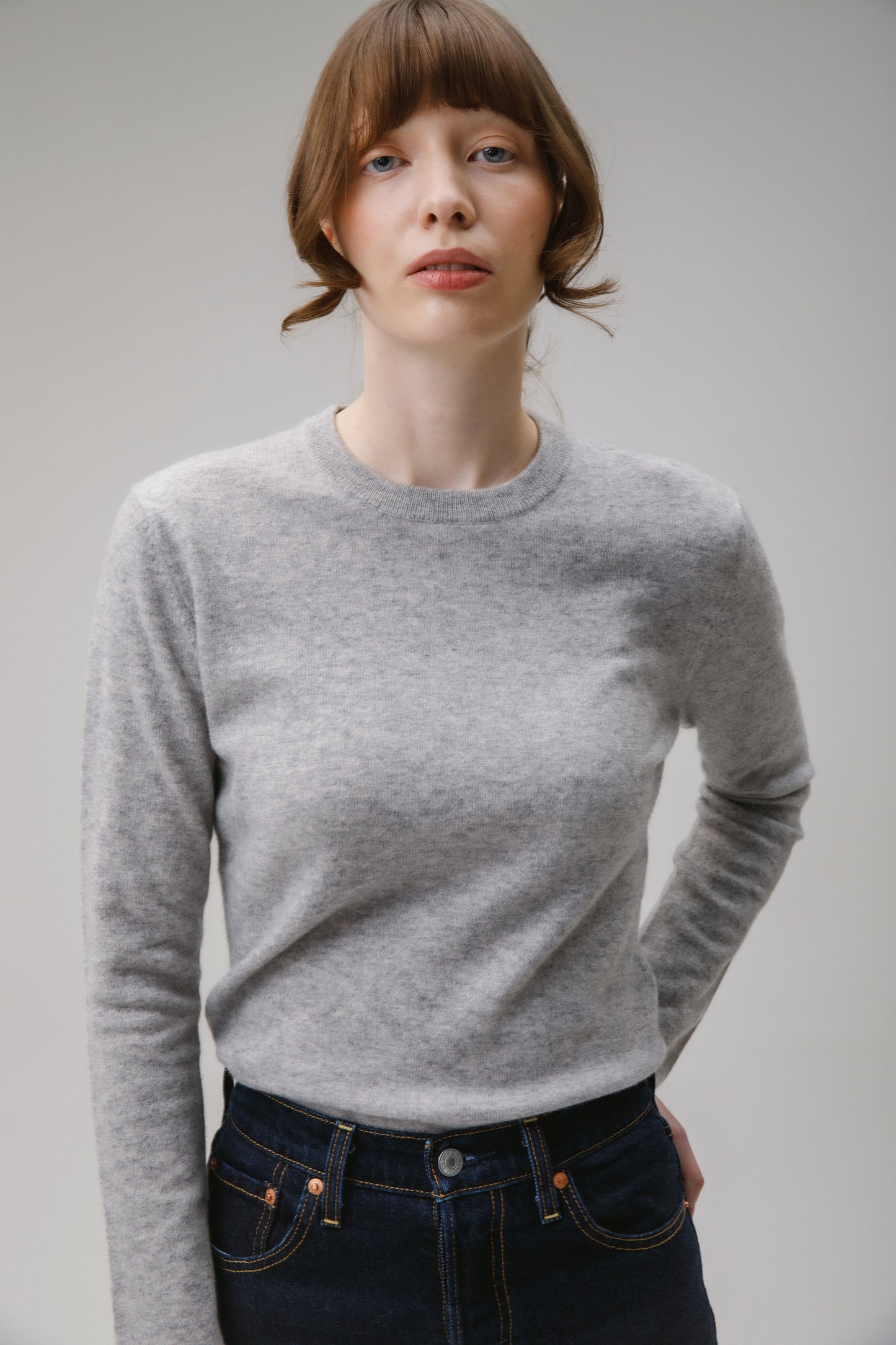 Women's Cashmere Crew Neck Jumper - Light Grey