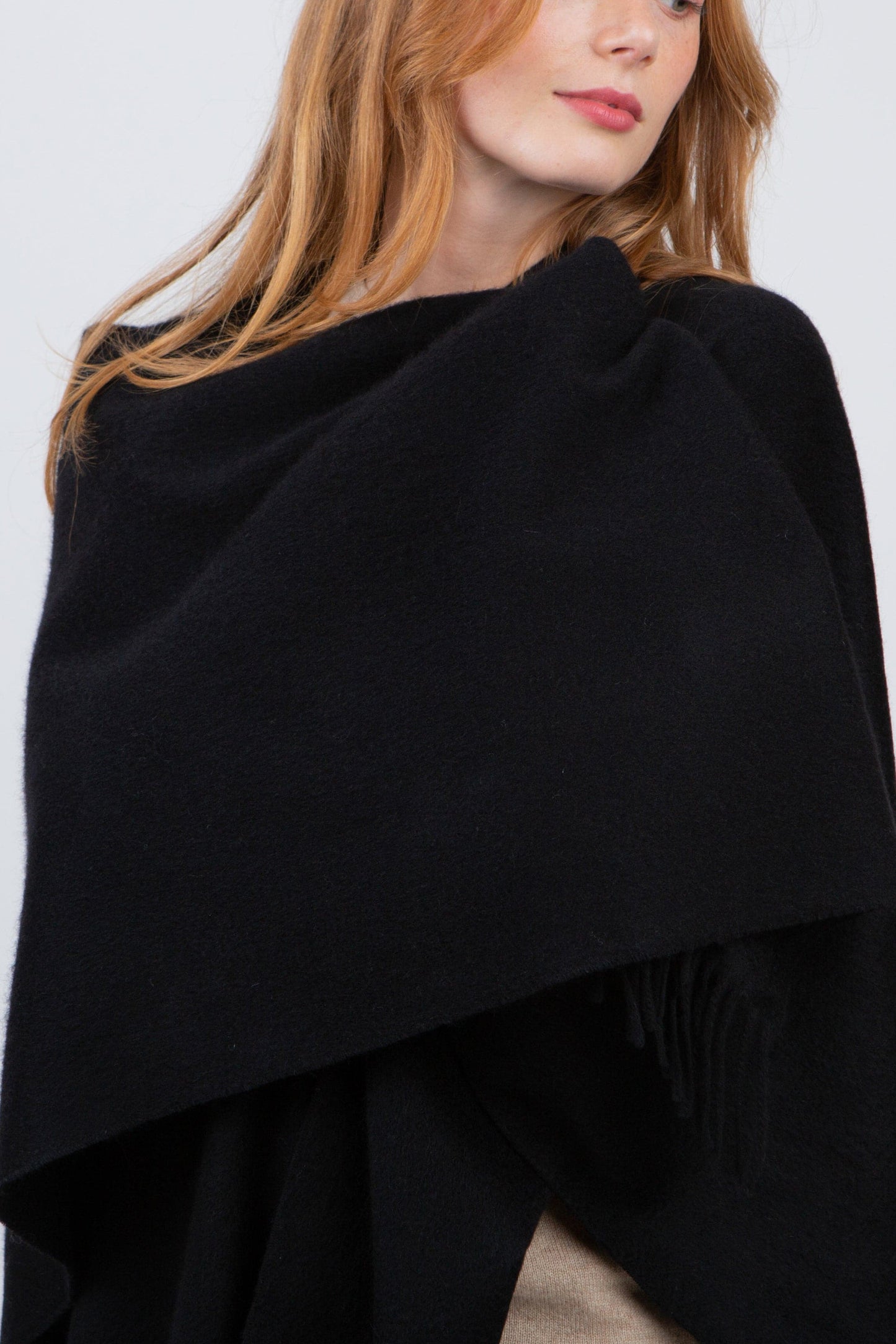 Solid Lambswool Wrap - Black