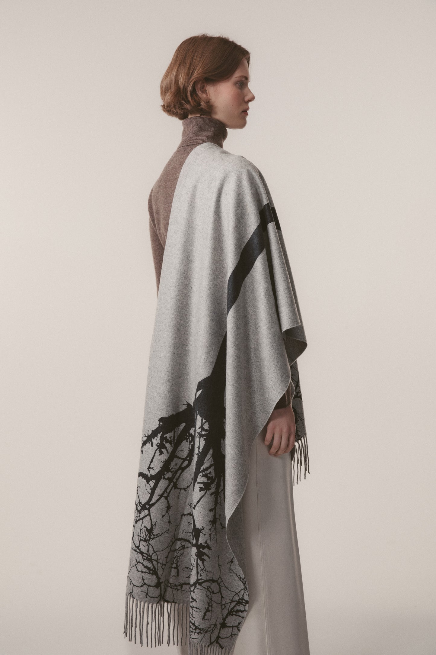 Tree Print Cashmere Double Sided Stole - Grey & Black