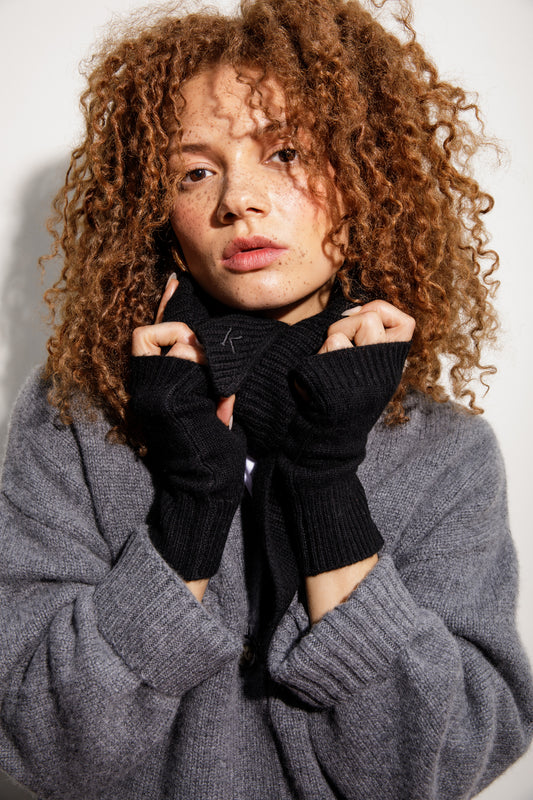 Cashmere Fingerless Mittens - Black