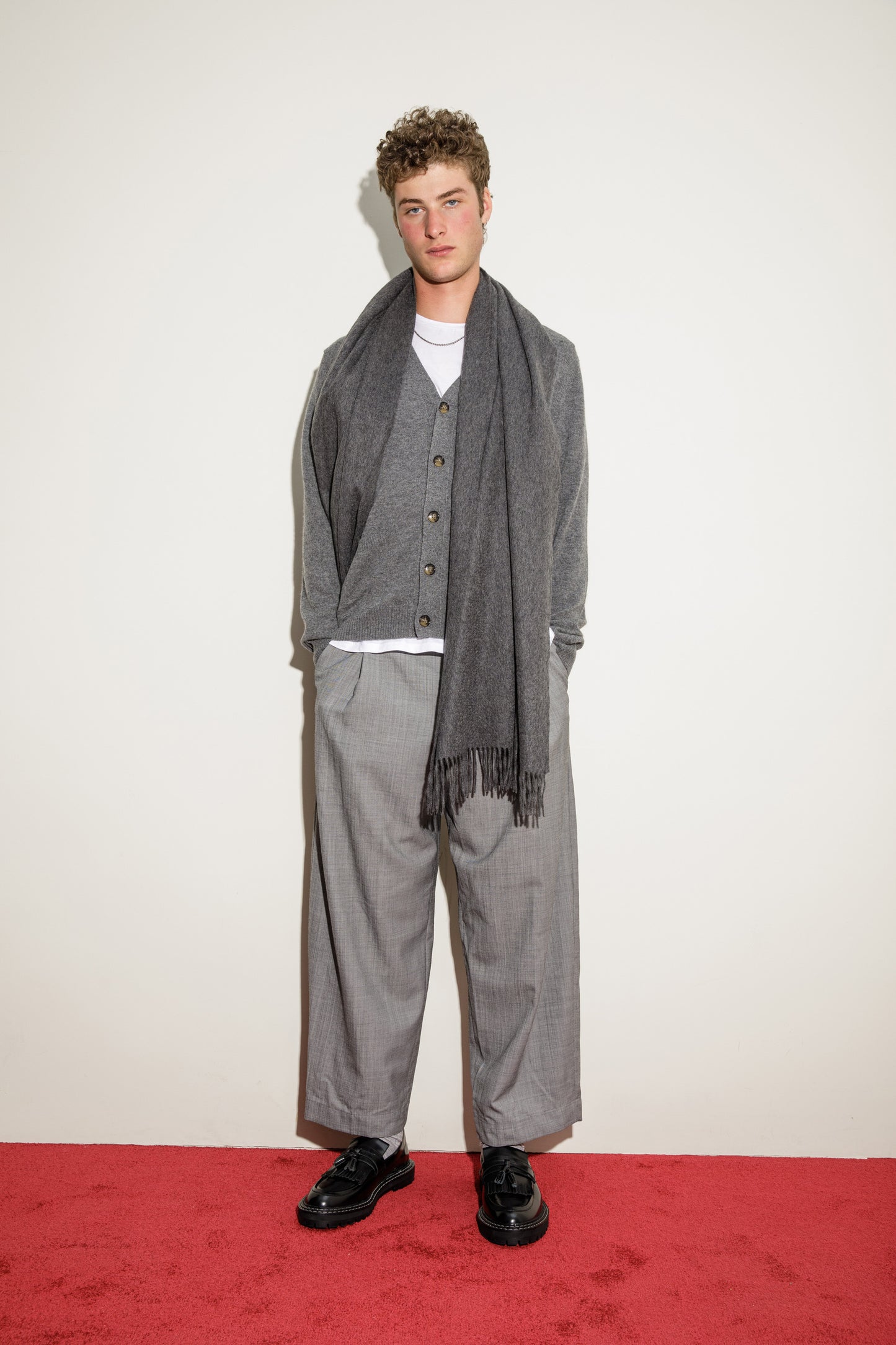 Solid Cashmere Stole - Steinway Grey
