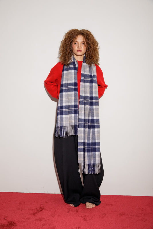 Heritage Tartan Cashmere Wide Scarf - Silver Bannockbane