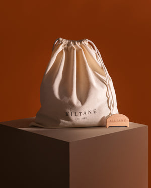 Medium Dustbag & Cashmere Comb