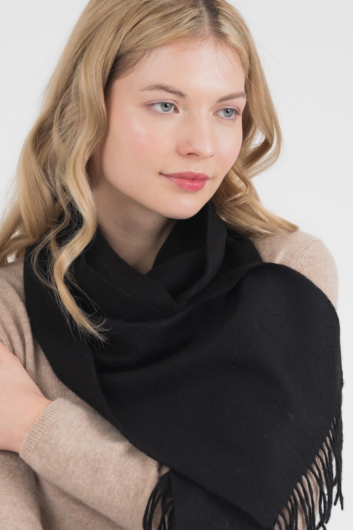 Solid Cashmere Scarf Black Kiltane solid-cashmere-scarf-black-kiltane