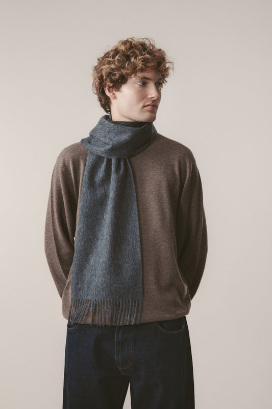 Solid Lambswool Scarf - Steinway Grey