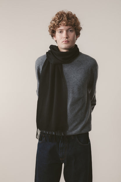 Solid Lambswool Scarf - Black