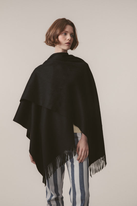 Solid Lambswool Wrap - Black
