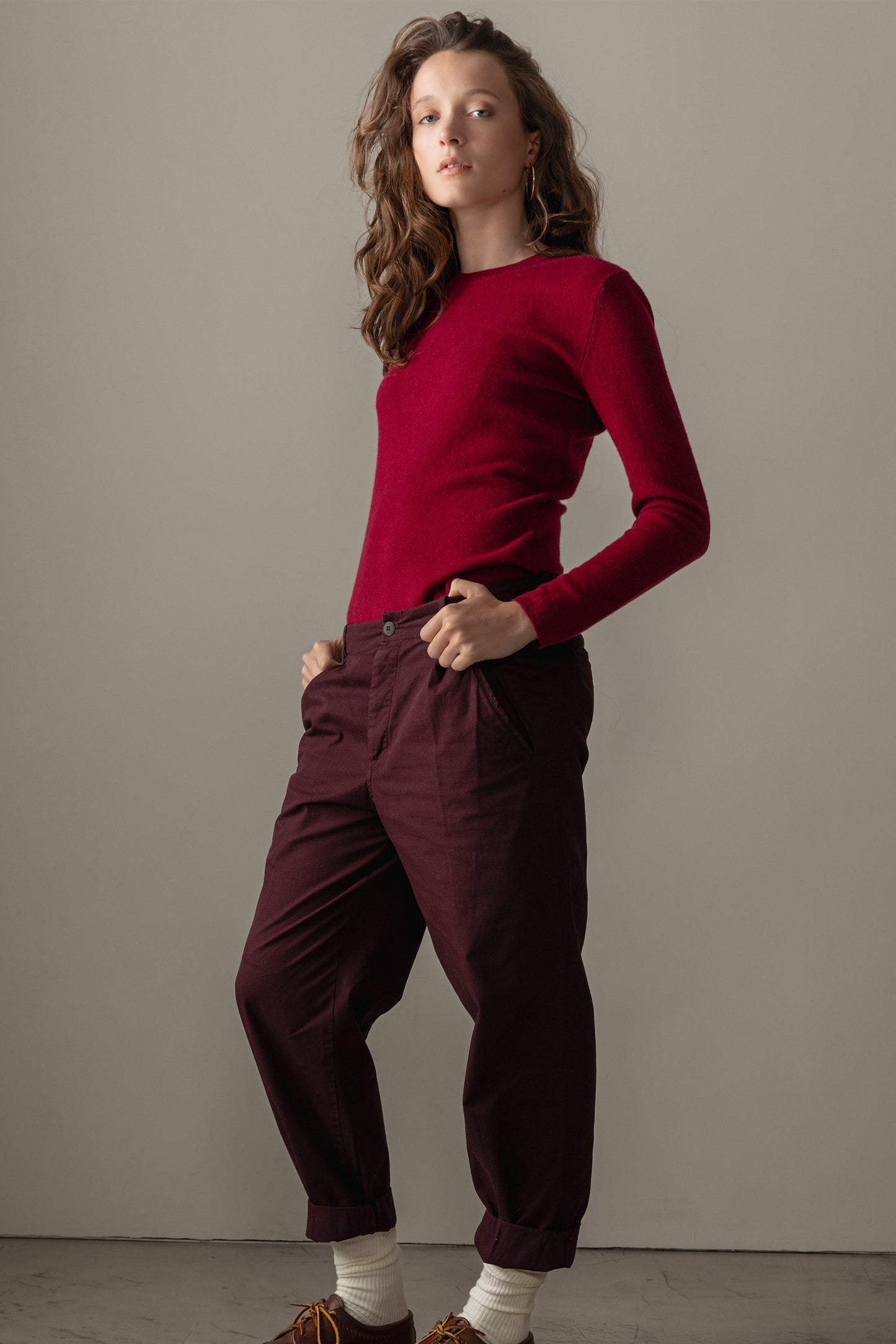 Women's Cashmere Crew Neck Jumper - Bordeaux