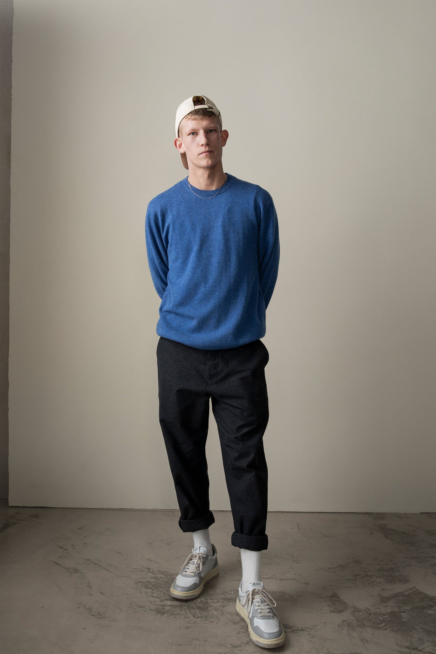 Men's Cashmere Crew Neck Jumper - Denim