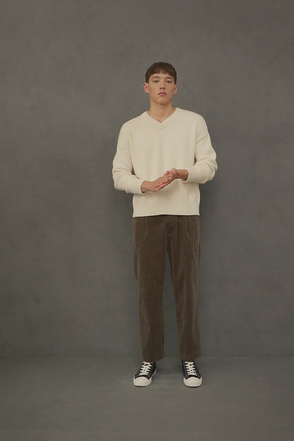 Unisex Cashmere V Neck Jumper - Cream