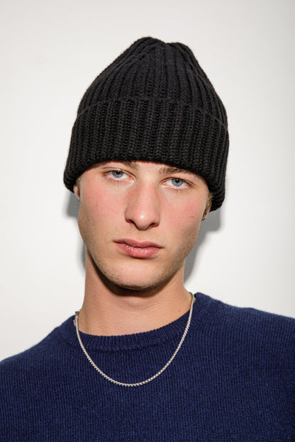 Fisherman Ribbed Cashmere Beanie - Black