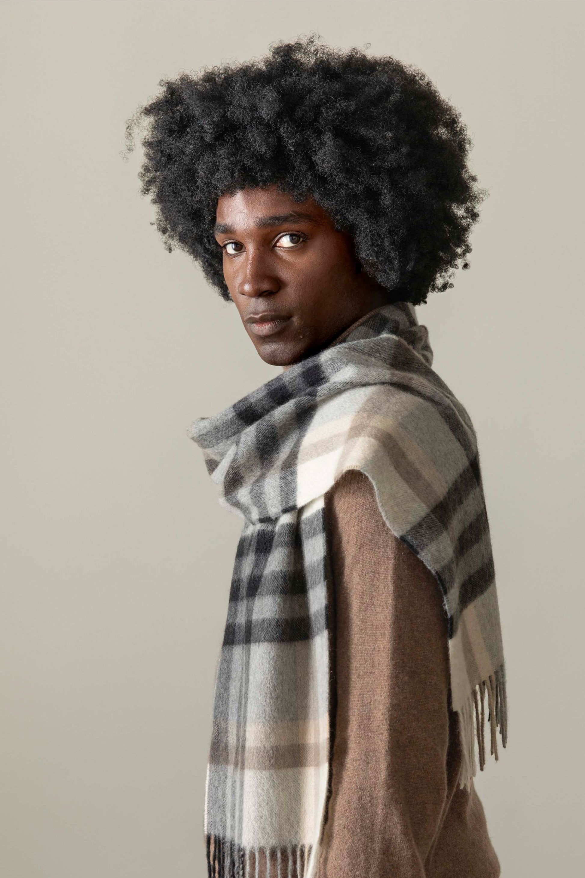 Made in Scotland Tartan Cashmere Scarf Black Grey – Kiltane